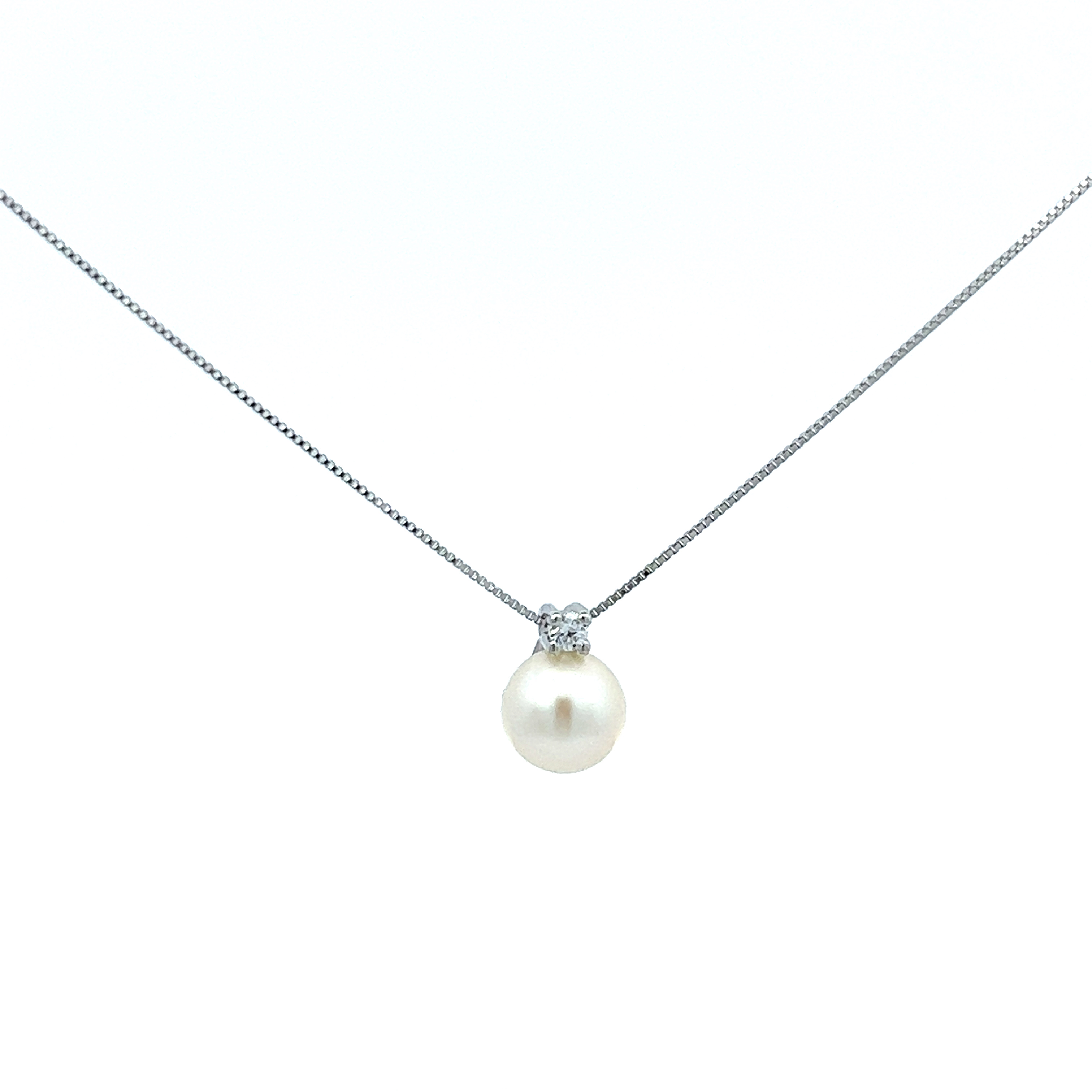 18kt Pearl White Gold Necklace GUL6057 - Heir & Loom